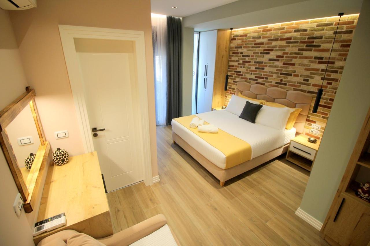 Ngjela Apartments Sarandë Eksteriør billede