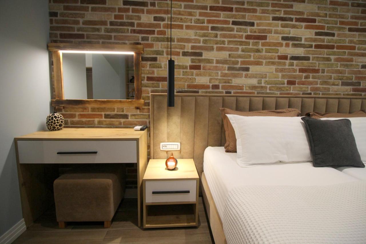 Ngjela Apartments Sarandë Eksteriør billede