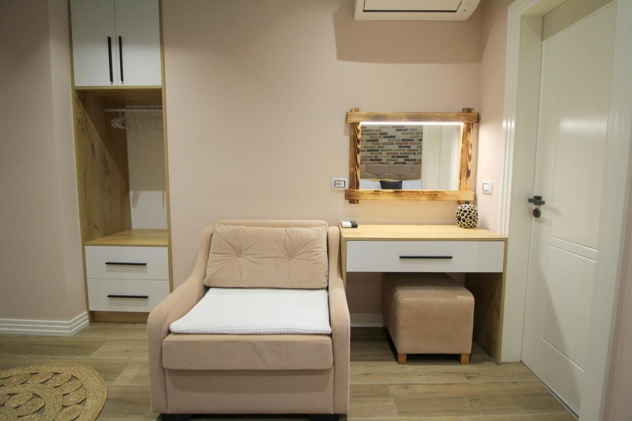 Ngjela Apartments Sarandë Eksteriør billede